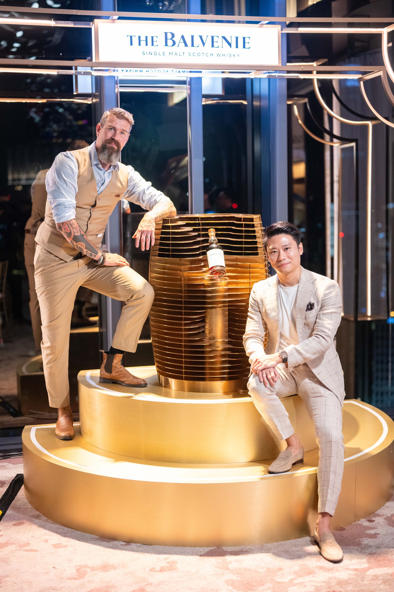 Jyri Pylkkänen, the Regional Malts Brand Ambassador for Southeast Asia and Designer Edward Tan with "Convergence".