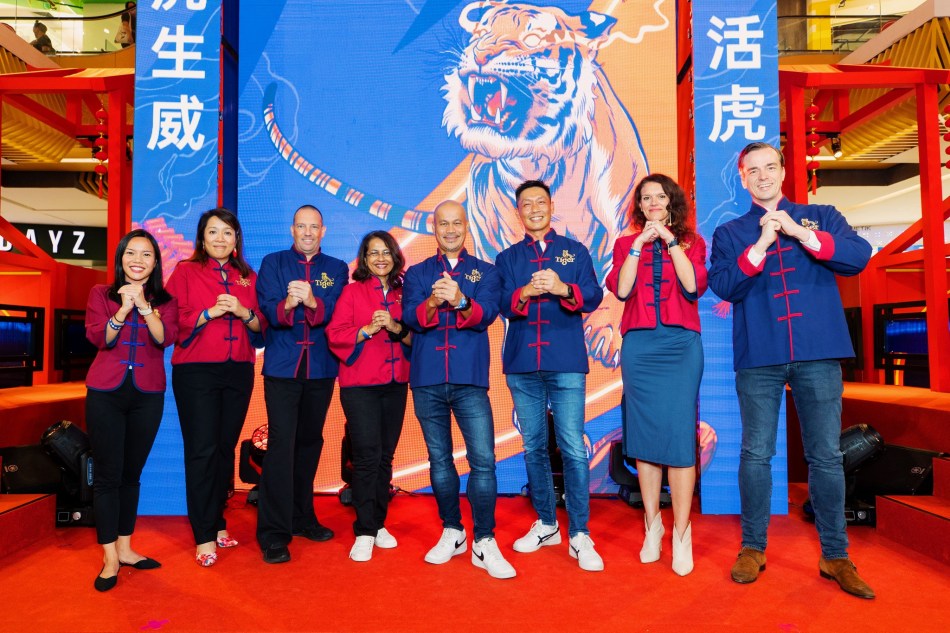 Ms Julie Kuan, Marketing Manager of Tiger Beer Malaysia, Ms Victoria Ang, People Function Director of HEINEKEN Malaysia, Mr Niko Van Cauwenberge, Supply Chain Director of HEINEKEN Malaysia, Ms Renuka